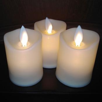 Светодиодные свечи с имитацией пламени 4W32 (набор 3 шт.)